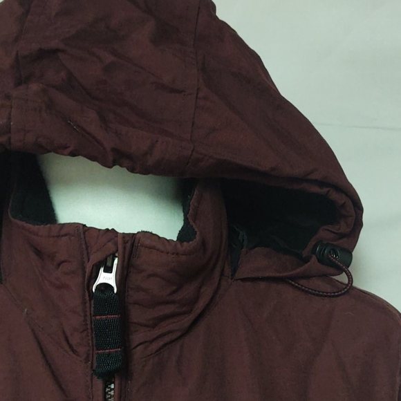 Gap hooded maroon & red lightweight winter… - Picture 7 of 13